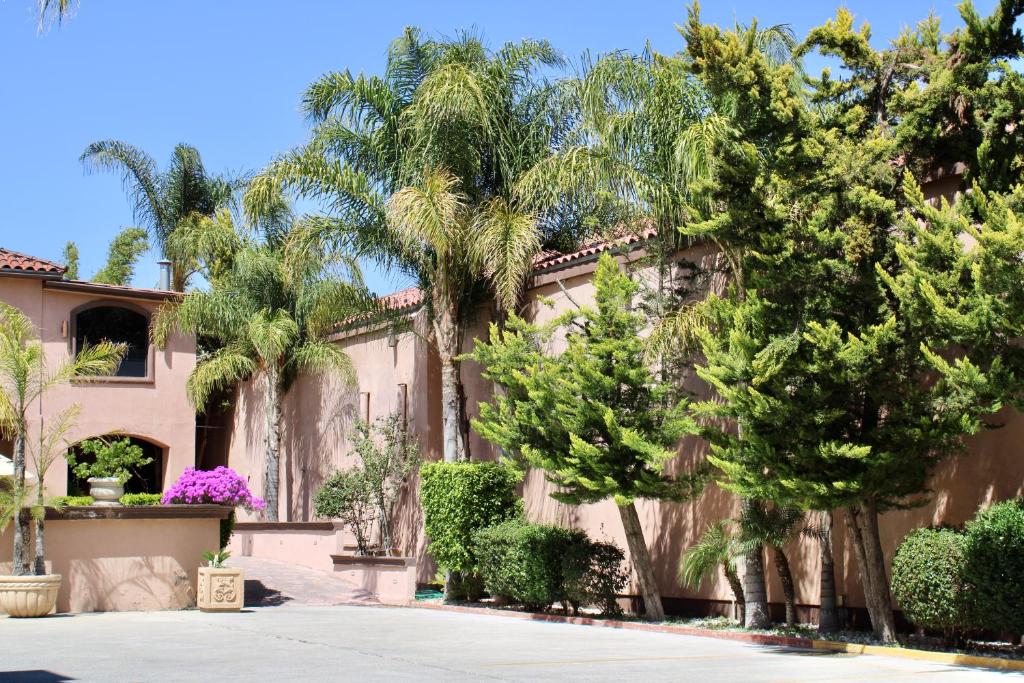 Estancia Inn (Tecate)