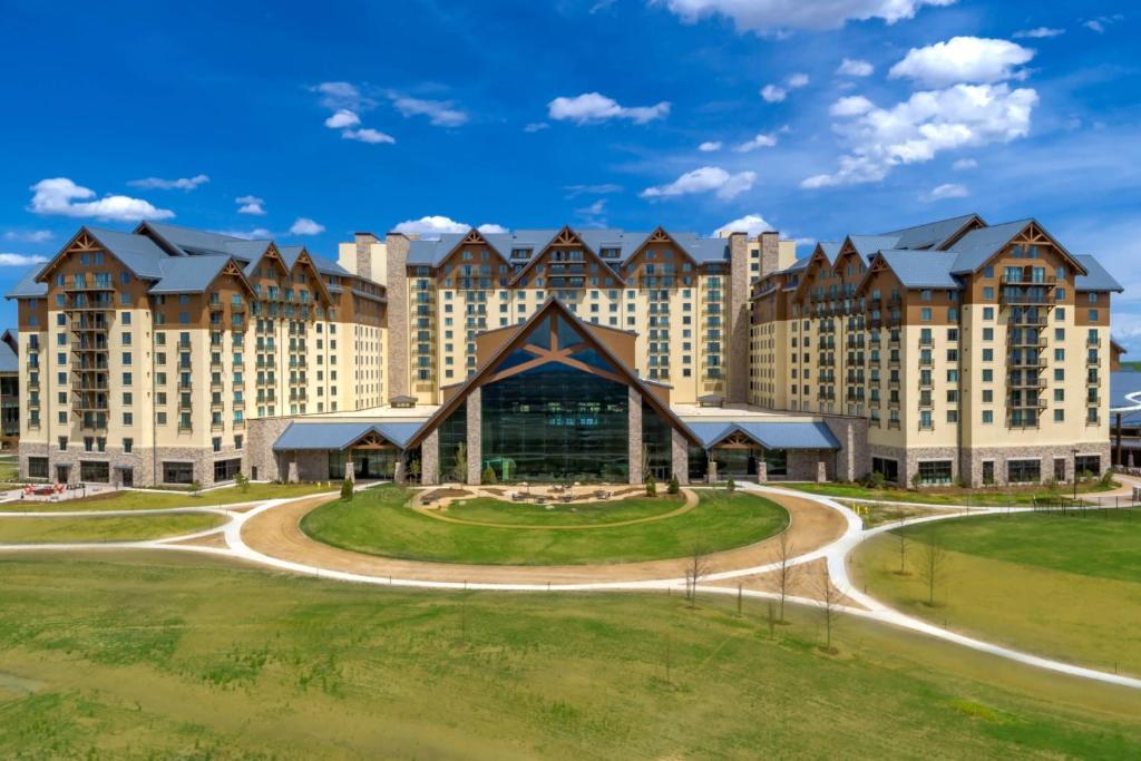 Gaylord Rockies Resort & Convention Center (Aurora) 