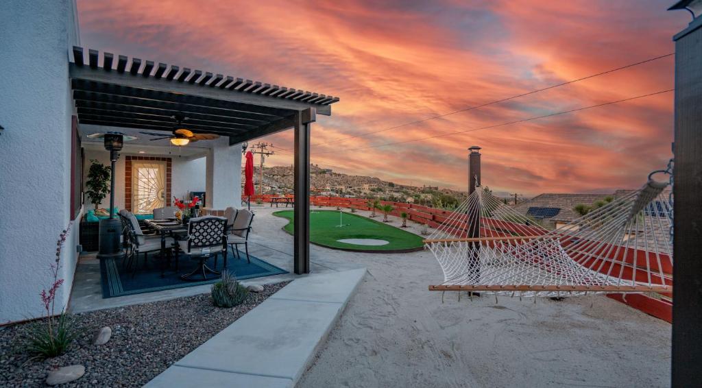 Desert Oasis with Dog Friendly (Yucca Valley)