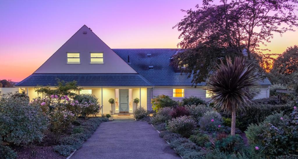 Meadow Cottage Bed & Breakfast (Hawkhurst) 