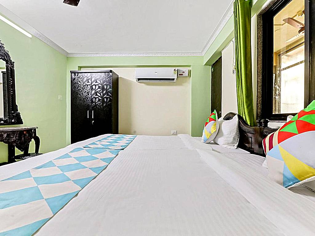 OYO Beautiful Studio's Near Immaculate Conception Church